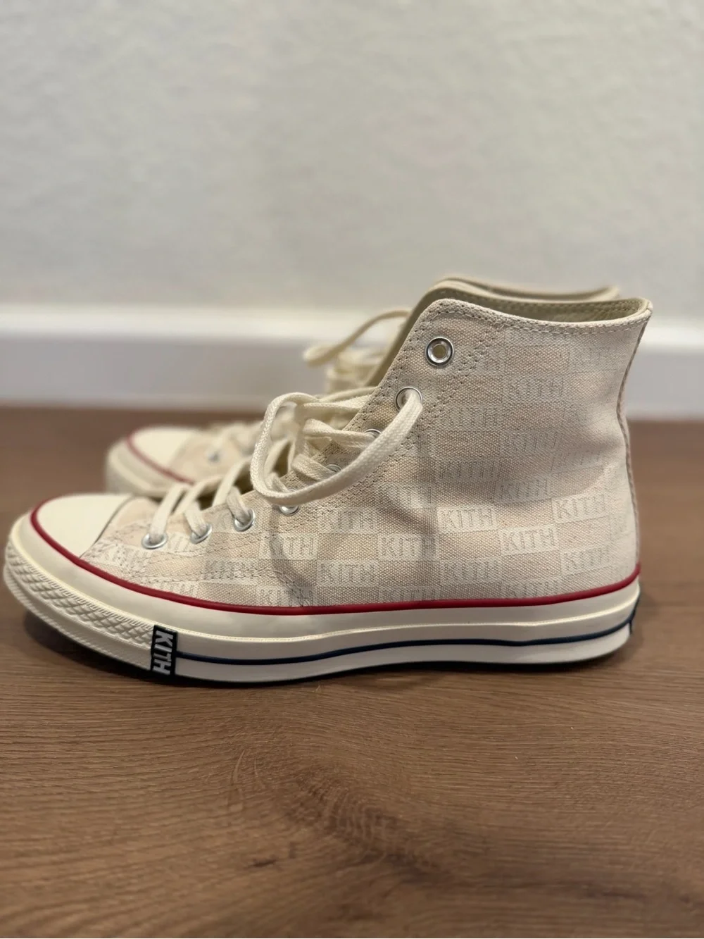 Kith x Converse Chuck Taylor High Kith Monogram Parchment men’s shoes size 9